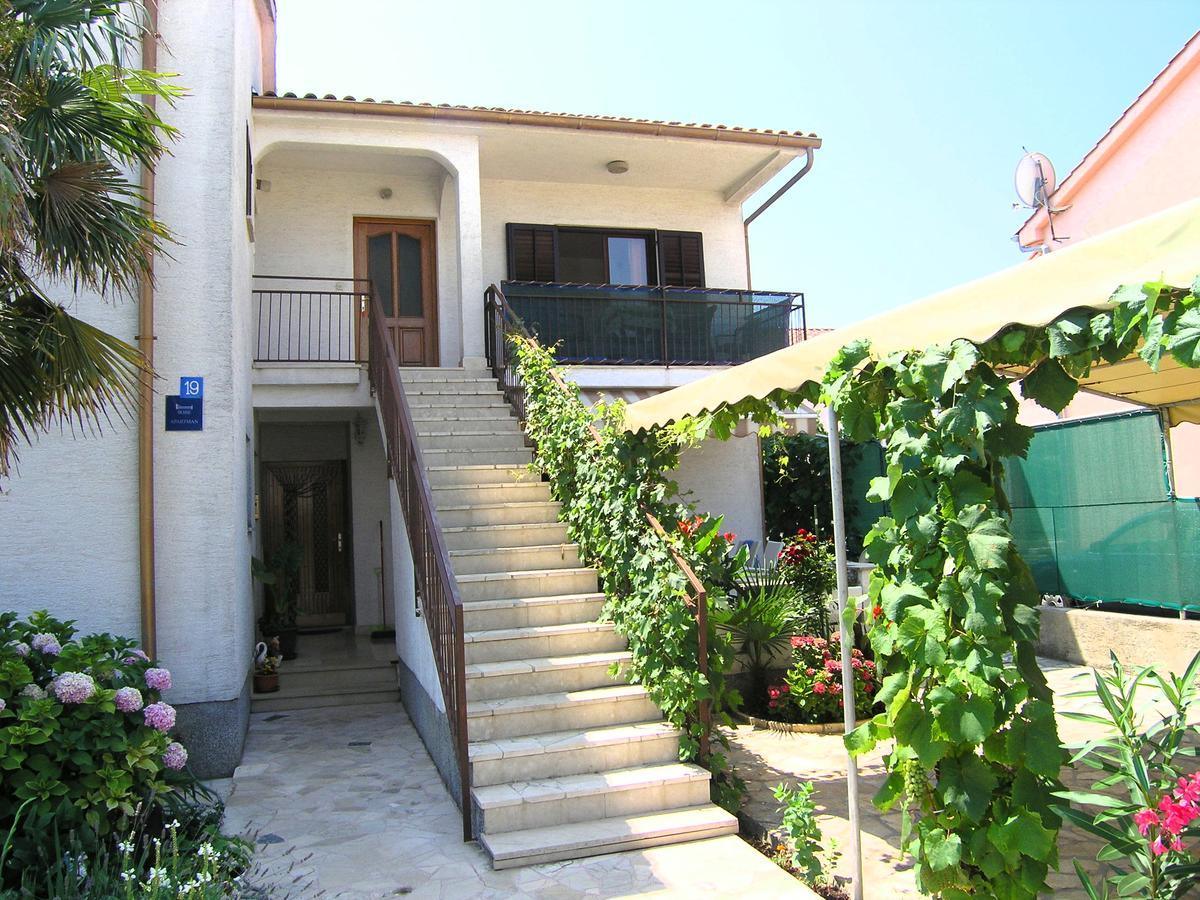 Apartman Braut Кърк Екстериор снимка
